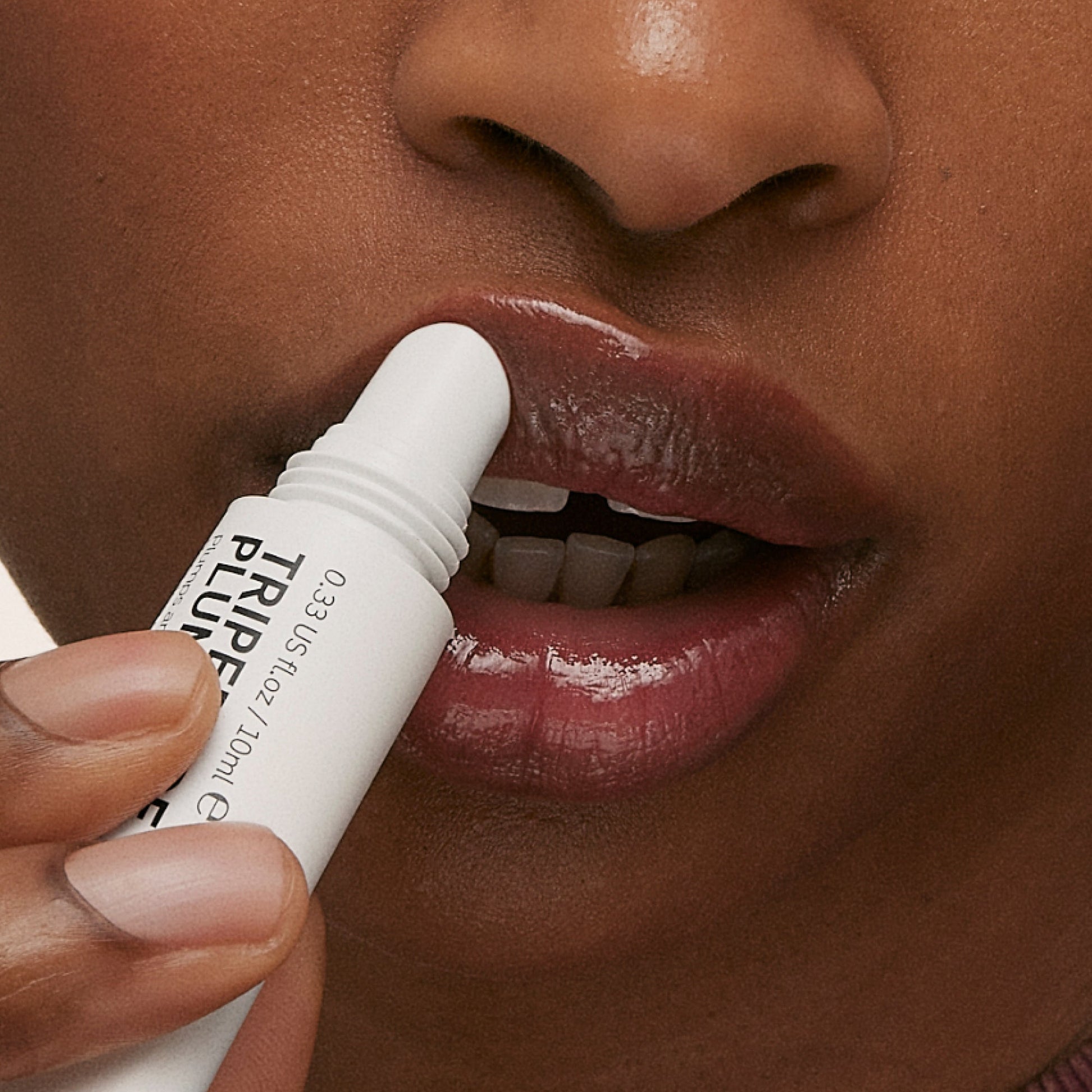 tripeptide-plumping-berry-lip-balm-s0 ApplicationBerry.jpg