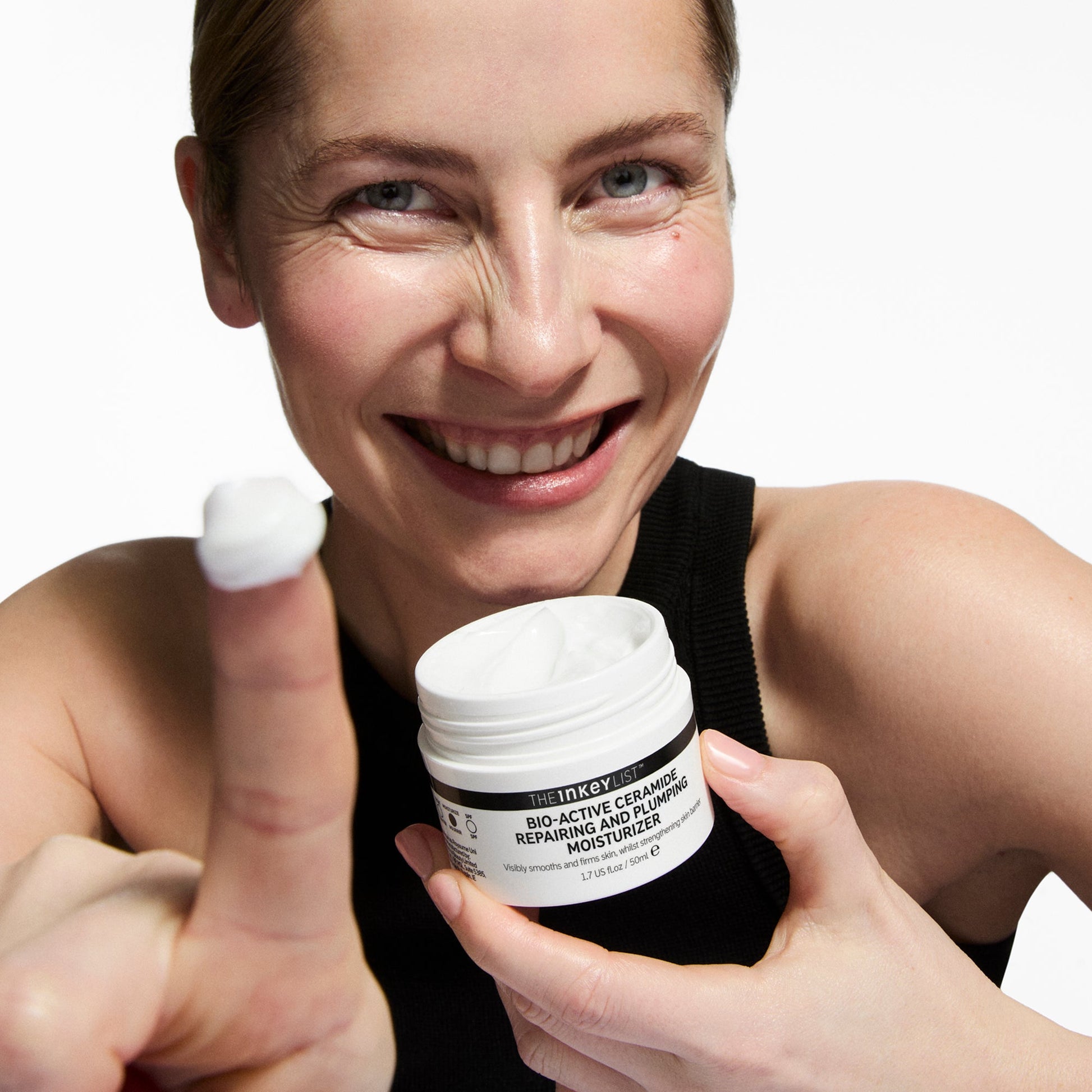 bio-active-ceramide-moisturizer-l0 Bio-Active_Model_2000x2000_7b381857-d412-4a9c-beec-0c29b7cc157b.jpg