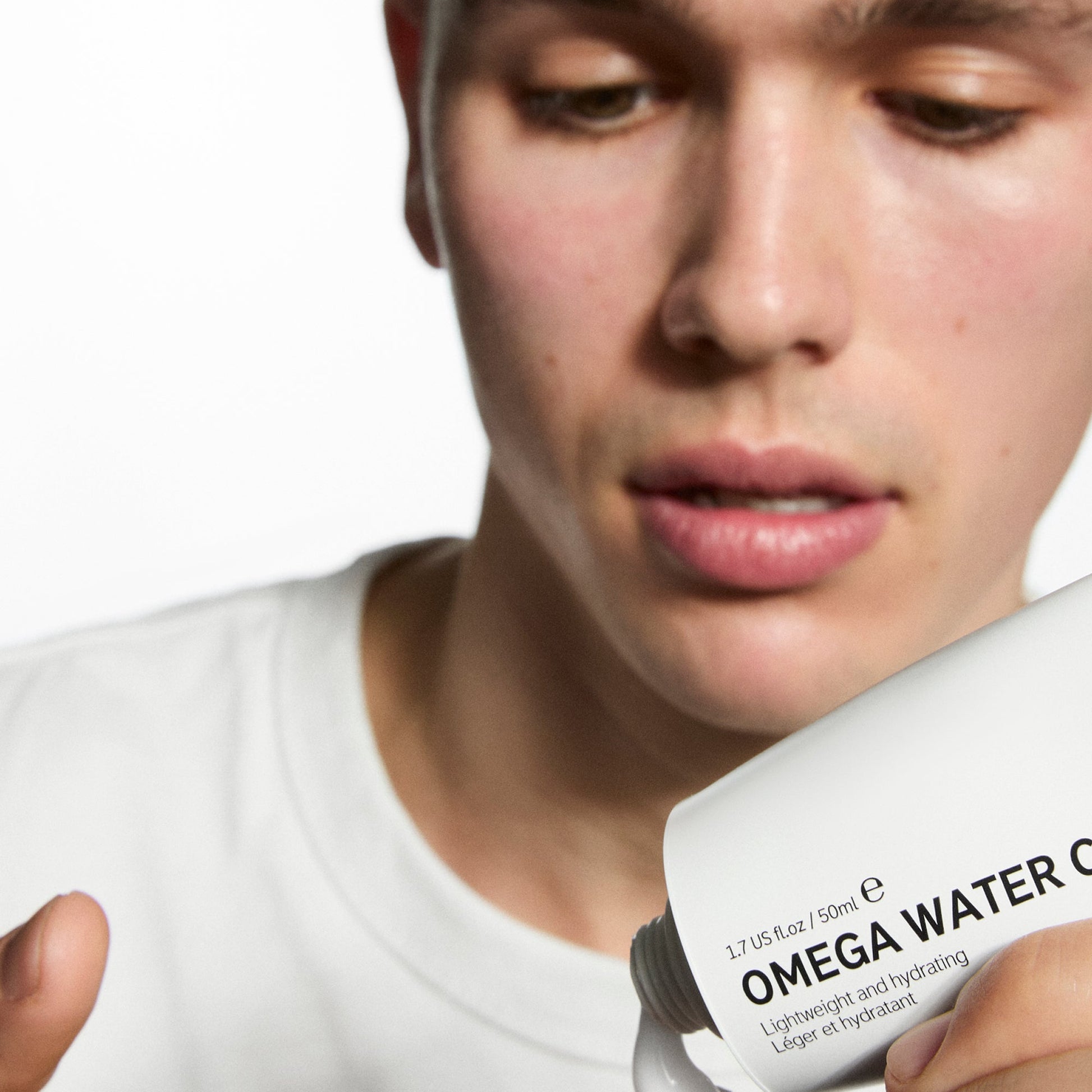 supersize-omega-water-cream-100ml-p6 Omega100_Model_2000x2000_62065fcd-8c1b-4831-aefc-6f05325600fd.jpg