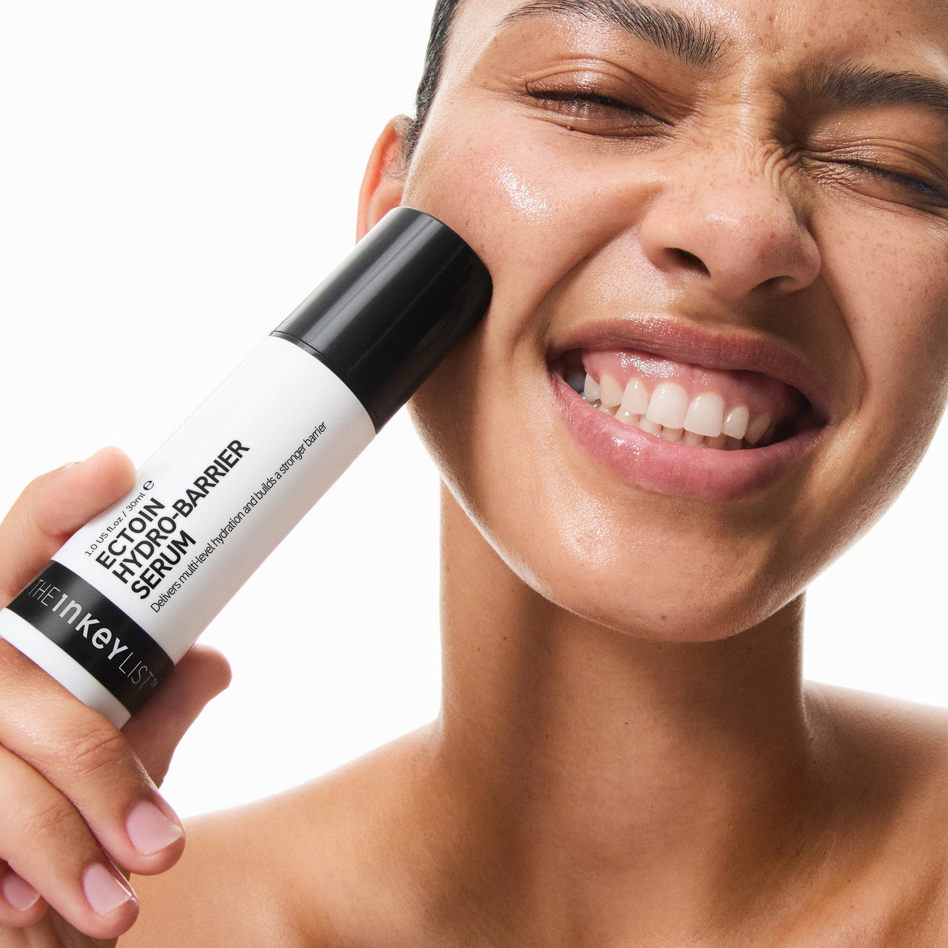 ectoin-hydro-barrier-serum-duo-d0 Omega50_Model_2000x2000_51d34848-519c-4045-b288-30216504f8ba.jpg