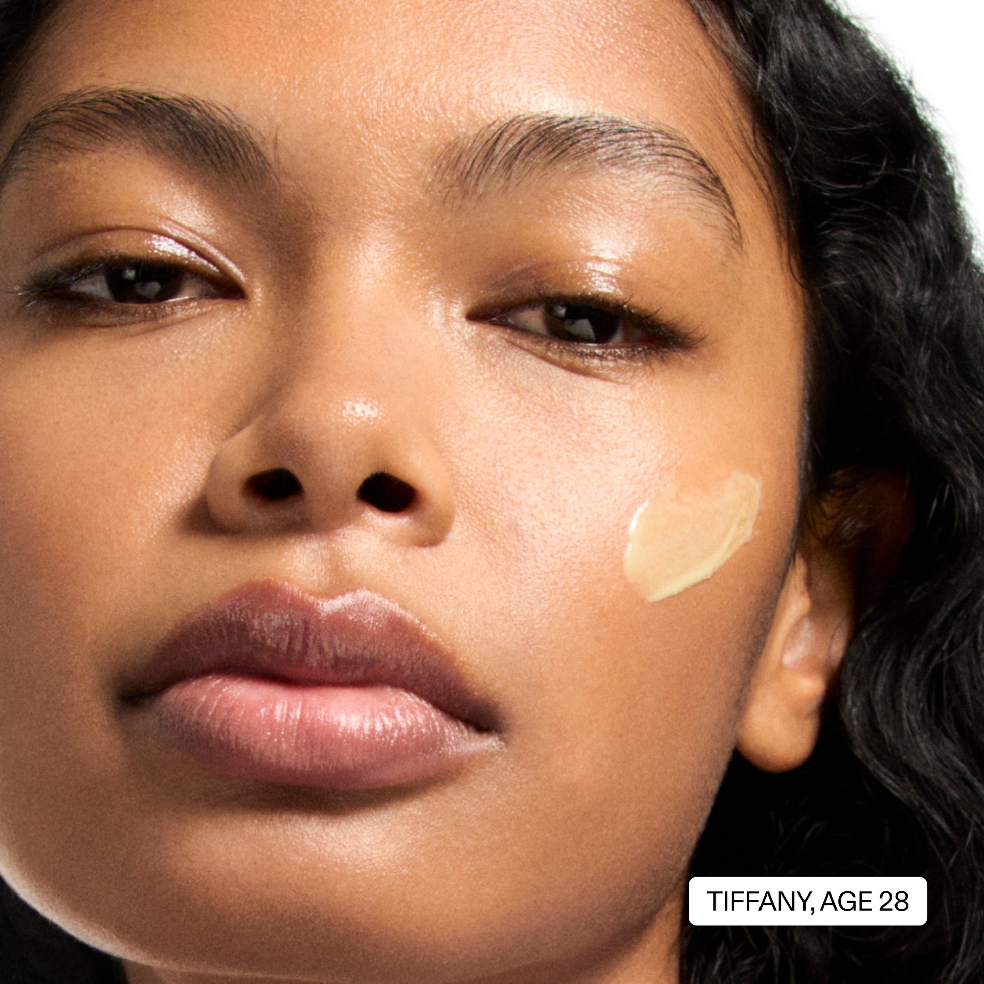 starter-retinol-serum-r0 StarterRetinol_Model2_2000x2000_fa44e5e2-09cd-4121-9780-08a9debd7d88.jpg