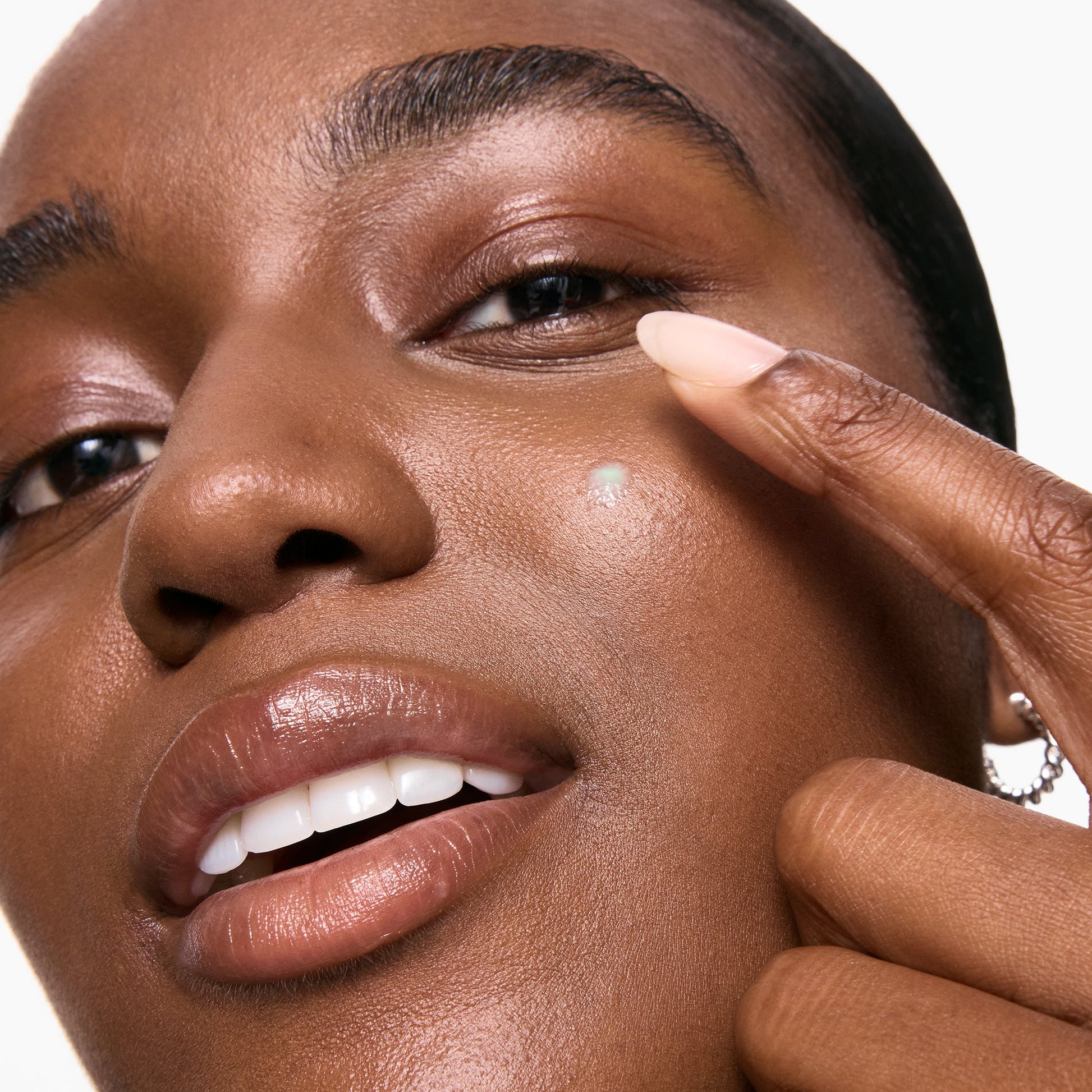 succinic-acid-acne-treatment-c4 SuccinicAcidTreatment_ModelGoopMacro_2000x2000_e7ad5946-f3be-4df1-af81-44a1aca395ef.jpg